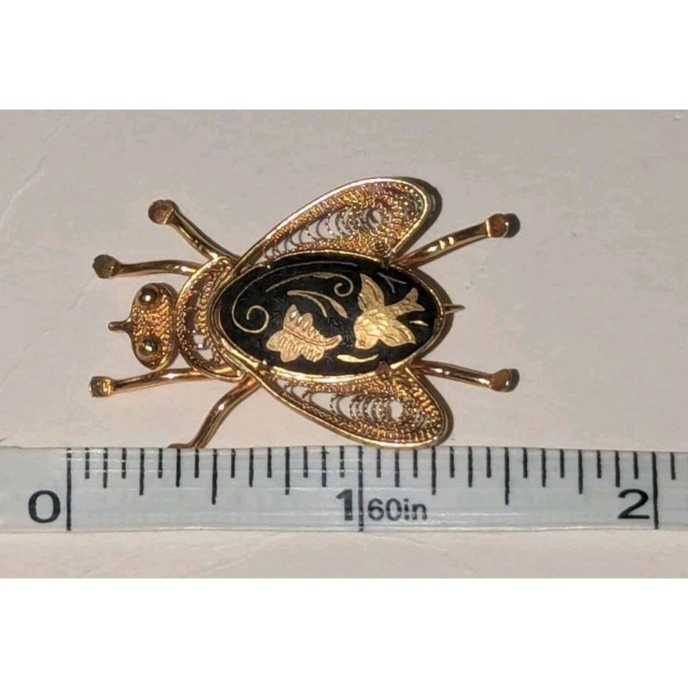 Vintage Damascene Insect Fly Bug Black & Gold Toned Filigree Brooch Pin Bird - Picture 5 of 5
